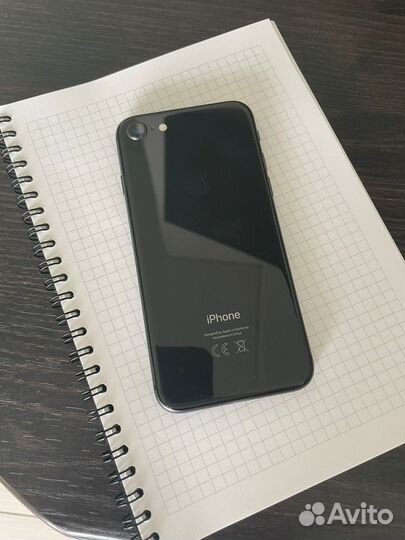 iPhone 8, 64 ГБ