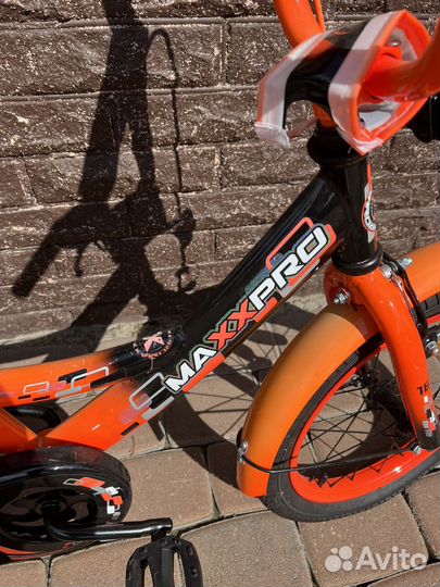 Велосипед детский MaxxPro 16