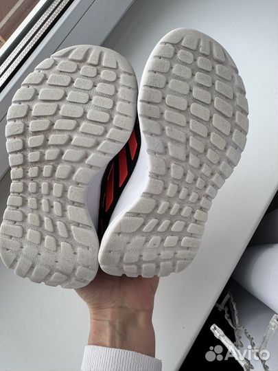 Кроссовки adidas оригинал 28 (стелька 17)