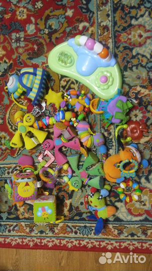 Игрушки+чашка avent