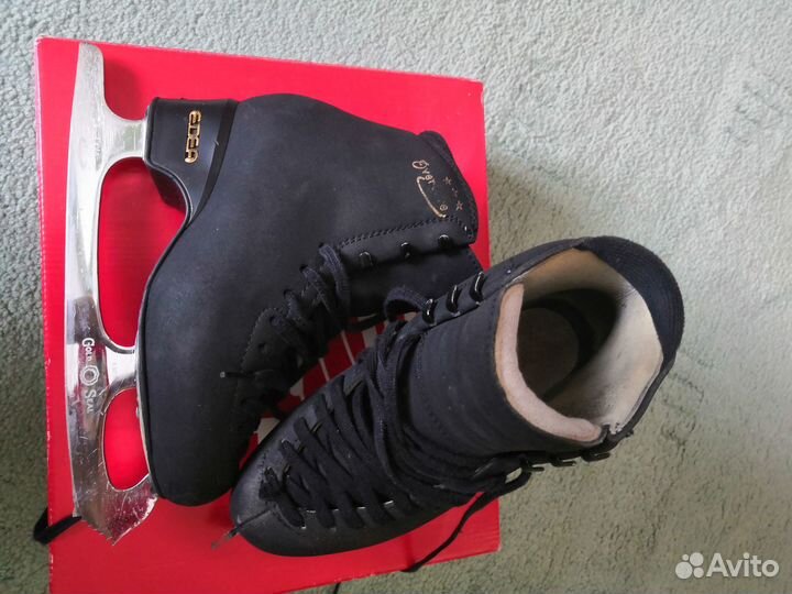 Коньки для фигурного катания edea