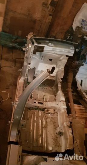 Передняя левая правая четверть Фокус 1 Focus 1