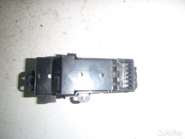 Кнопка обогрева сидений KIA sportage 2010