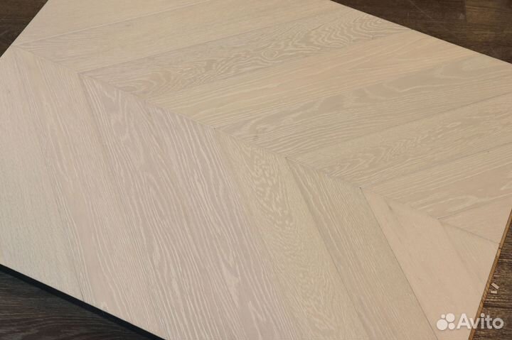 Паркет / Паркетная доска елочка замковая