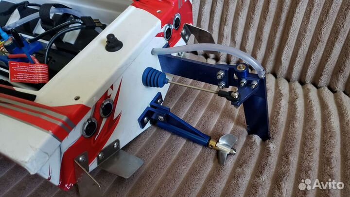 Лодка Traxxas spartan