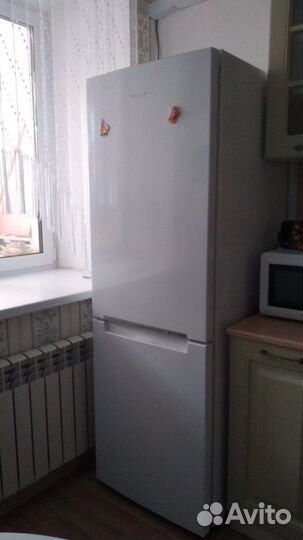Холодильник samsung
