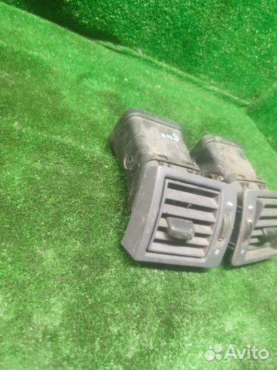 Воздуховод салона Volvo S40 II 1.6 2006