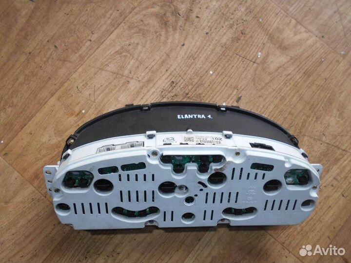 Панель приборов Hyundai Elantra 2000-2006