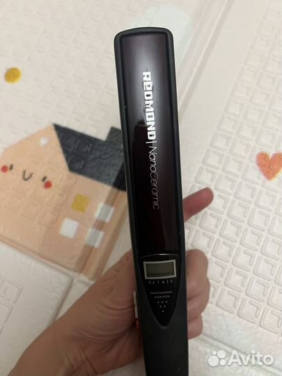 Выпрямитель для волос Redmond nanoceramic