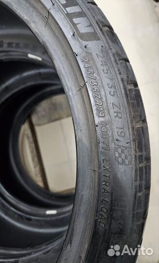Michelin Pilot Sport 4 S 245/35 R19 93Y