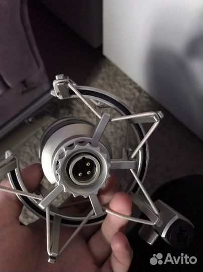 Студийный микрофон TLM103