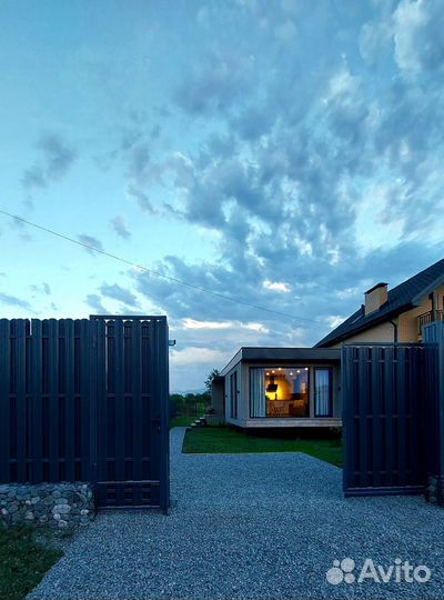 Ворота, заборы, изделия из металла