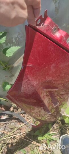 Крыло на весту