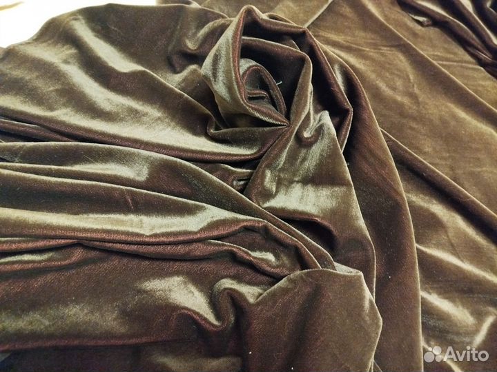 Отрез бархата