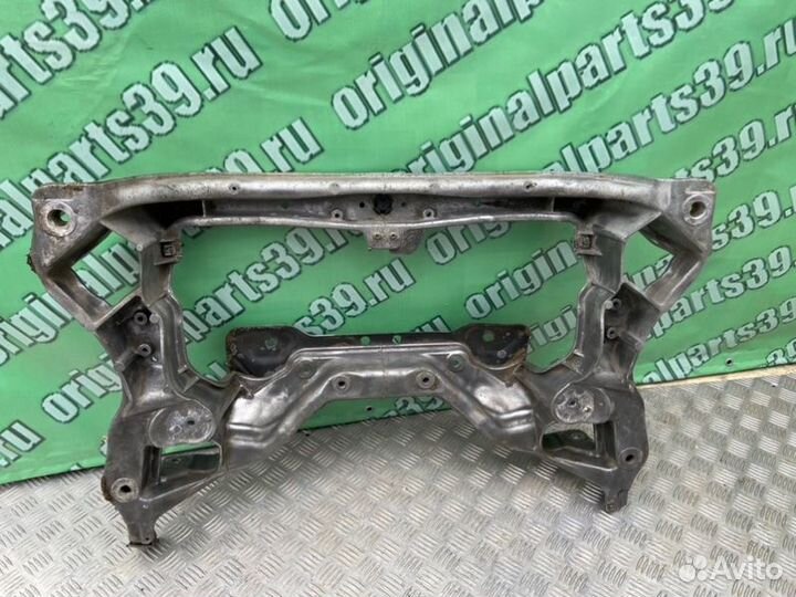 Подрамник Mercedes-Benz C-Class W203 OM646.963