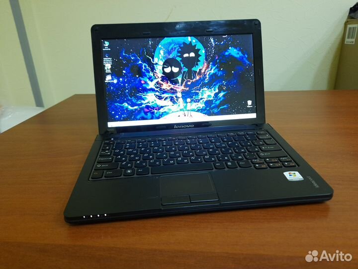 Lenovo нетбук