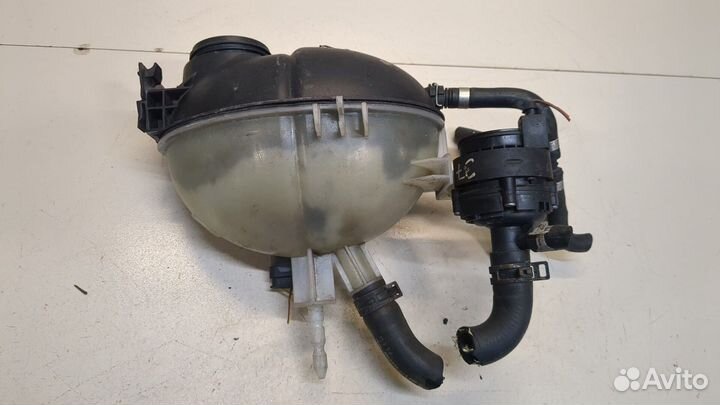 Бачок расширительный Mercedes E W212, 2010