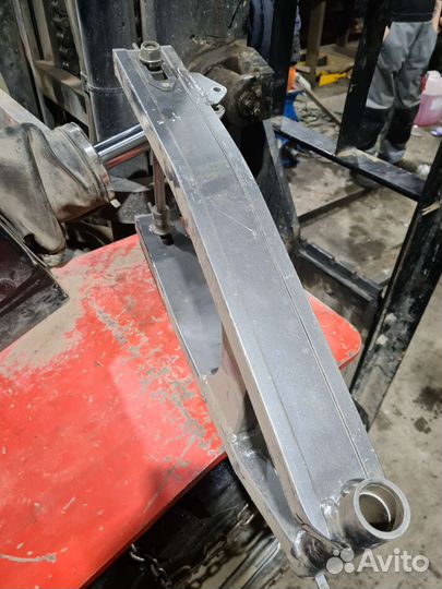 Маятник для Honda CB400