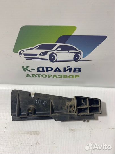 Направляющая стекла двери передняя Mercedes W168