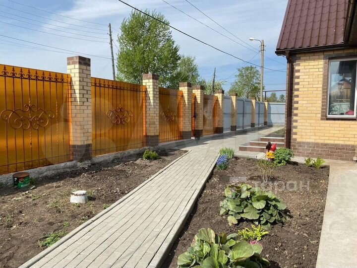 Дом 355,6 м² на участке 19 сот.