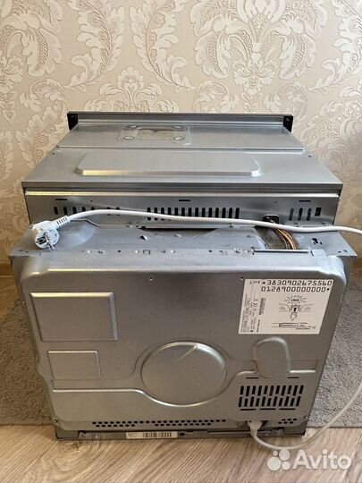 Духовой шкаф bosch HBG36T650 (требуется ремонт)