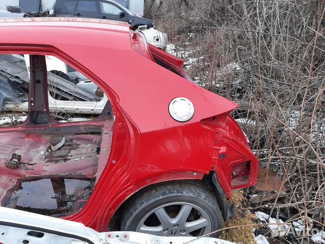 Крыло заднее Honda Civic 5D