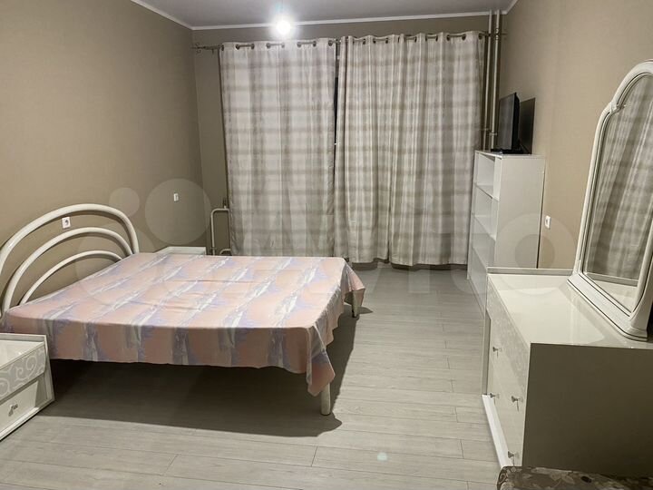 1-к. квартира, 42 м², 16/16 эт.