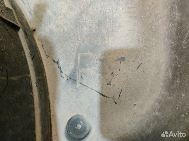 Локер колеса передний правый Audi Q3 8U 8UB cczc