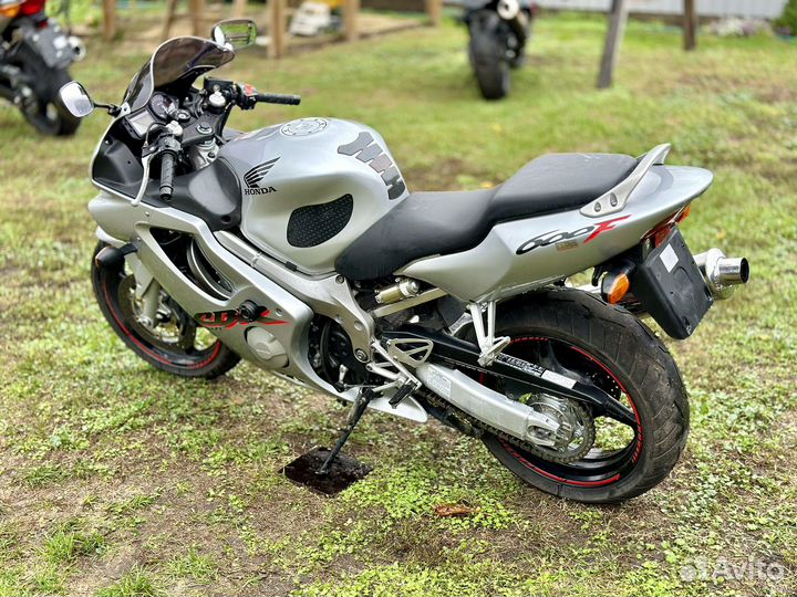 Honda CBR600 F4i