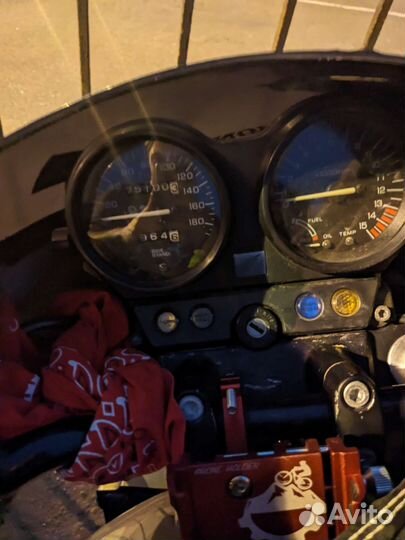 Honda cb 400 sf version R