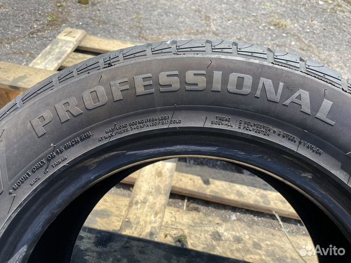 Tyfoon Professional SUV 235/60 R16