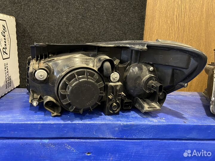 Фары передние на Kia Cerato 2004-2006