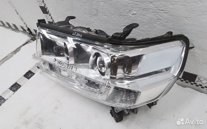 Фара левая Toyota Land Cruiser 200 Restail 2 LED