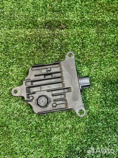 Датчик слепых зон задний левый Lexus Ux200 mzaa10