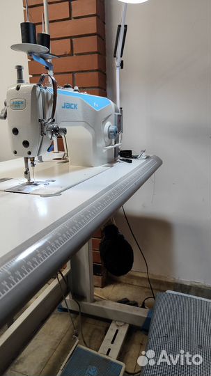 Промышленная швейная машина jack f4