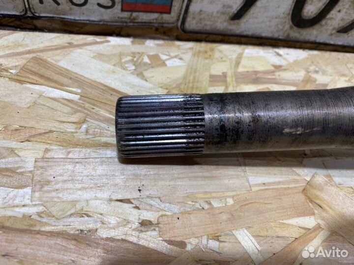 Полуось правая Hyundai H-1 D4BH 2009