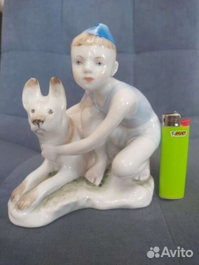 Фарфоровая статуэтка СССР