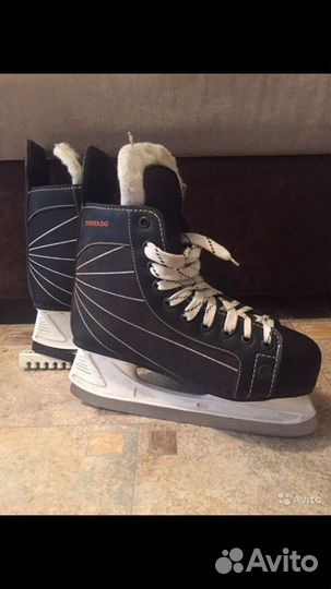 Коньки спортивные