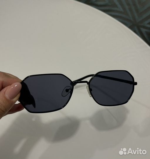 Солнцезащитные очки