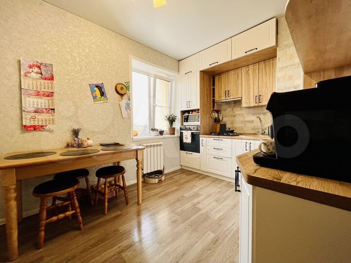 3-к. квартира, 90,3 м², 6/9 эт.