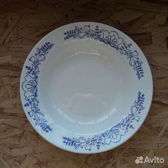 Тарелки новые
