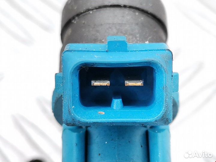 Форсунка бензиновая электрическая для Audi A4 B5