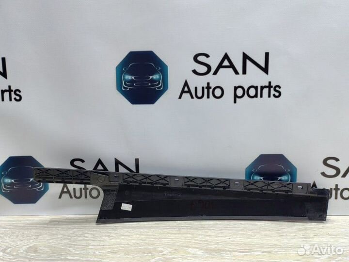 Накладка двери декоративная задняя левая Bmw 3 F30