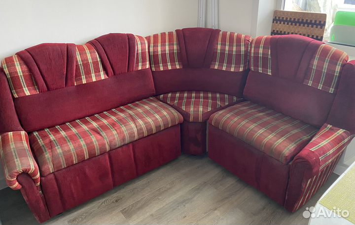 Кухонный угловой диван бу