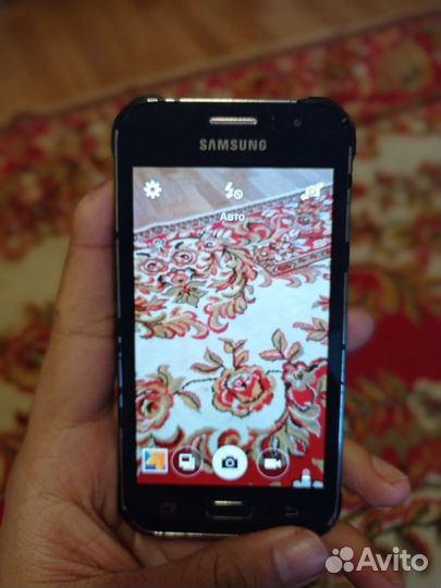 Samsung galaxy j1 ace