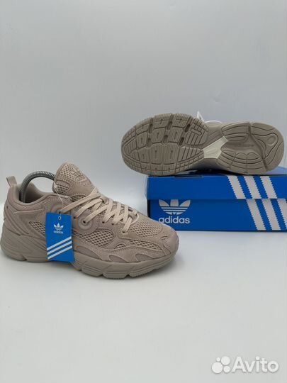 Кроссовки adidas