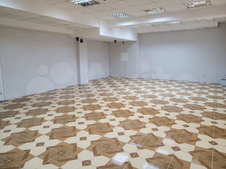 Свободного назначения, 130 м²