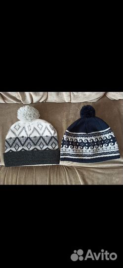 Шапки 4 шт деми 50 и 52 р