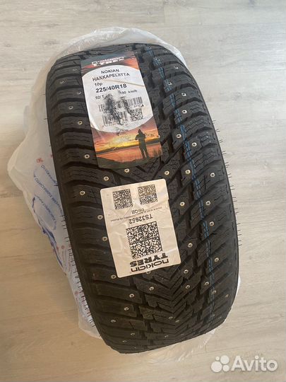 Nokian Tyres Hakkapeliitta 10p 225/40 R18 92T