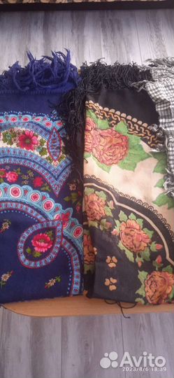 Платки женские